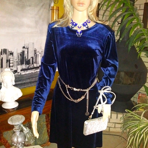 Ronnie Nicole Dresses & Skirts - FINAL SALE  Navy blue velvet dress🎊